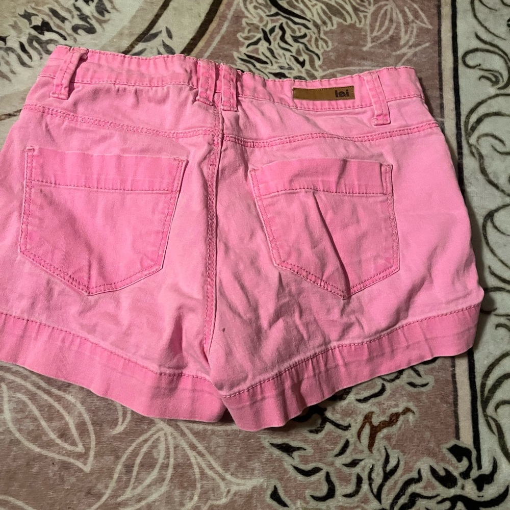 LEI Women's Bright Pink Jean Shorts